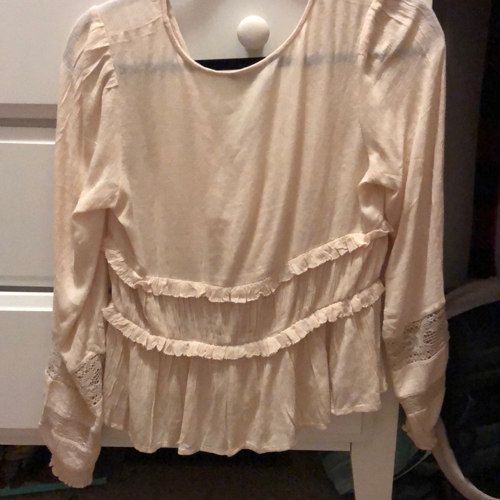 shirt - Picture 2 of 2